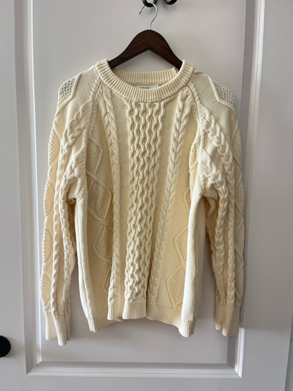 Mod Ref Ivory Cable-Texture Crewneck Sweater